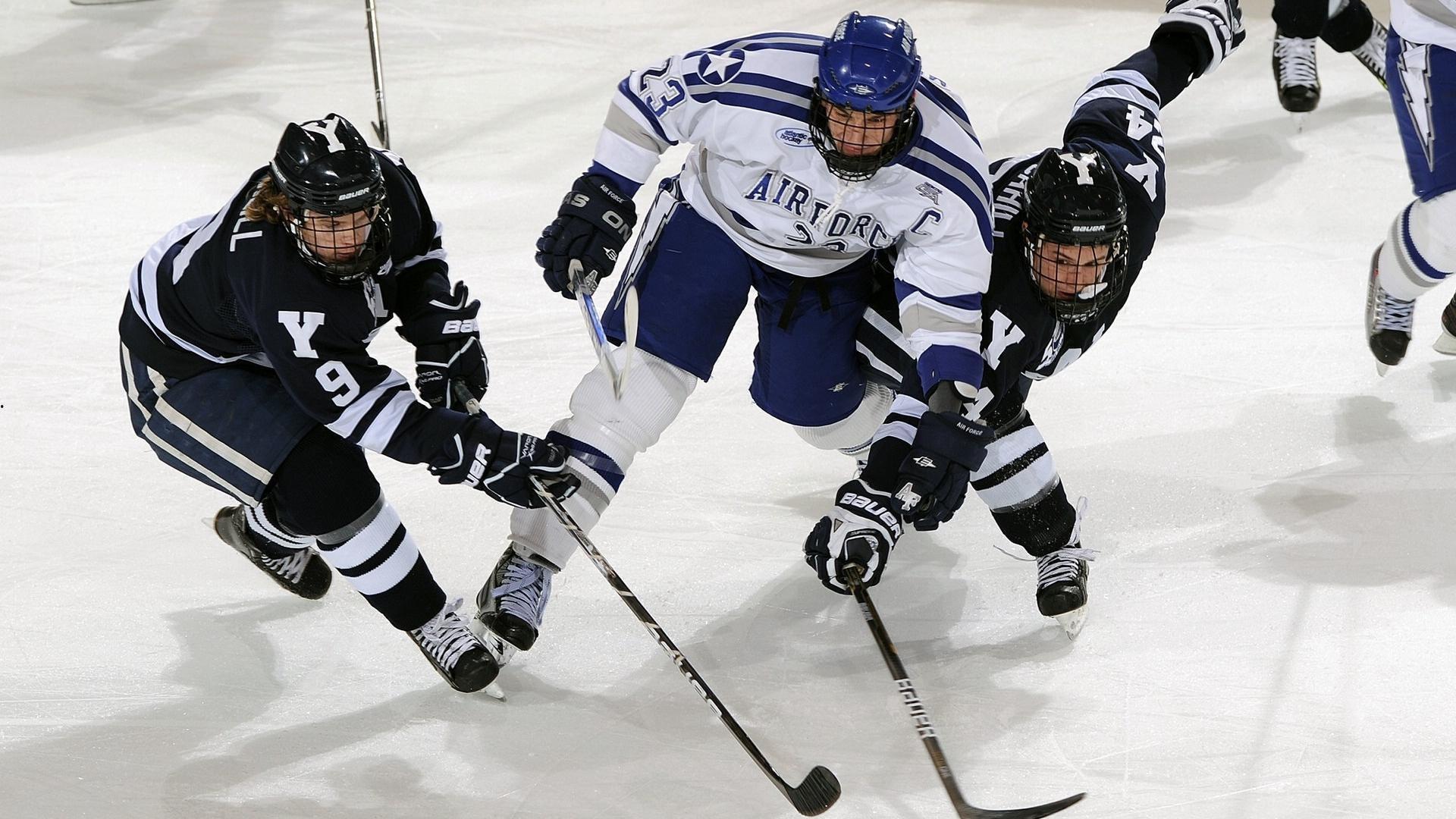 德天空独家，埃贝尔紧急返慕尼黑密谈 拜仁夏窗引援计划加速推进