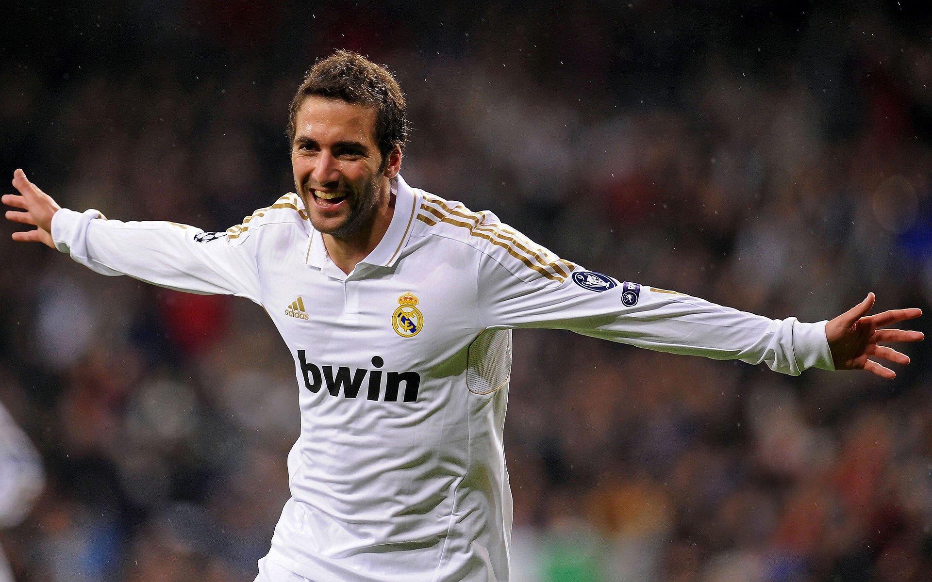 绿茵场上的艺术风暴，潇洒过人演绎真正的马塞回旋传奇