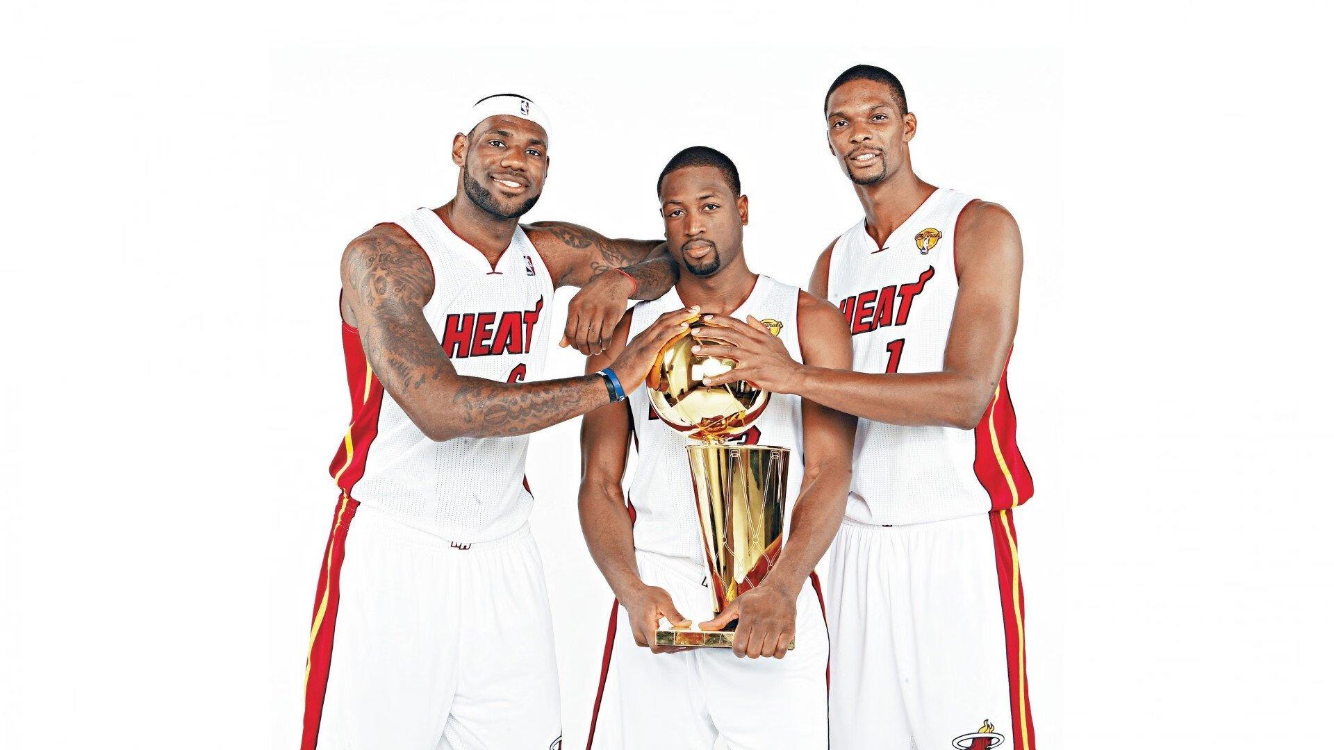 NBA官方MVP排行榜更新，杜兰特持续领跑，乔治与约基奇跻身